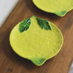 Plato llano con forma de limón